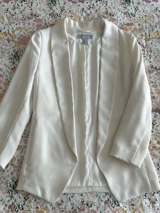 H&M Jackets & Blazers - EUC Ivory Open Front Lined Mid-Length Jacket 3/4 Sleeve Women's Size 2